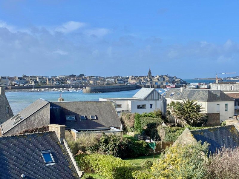Duplex avec une vue imprenable sur le vieux port