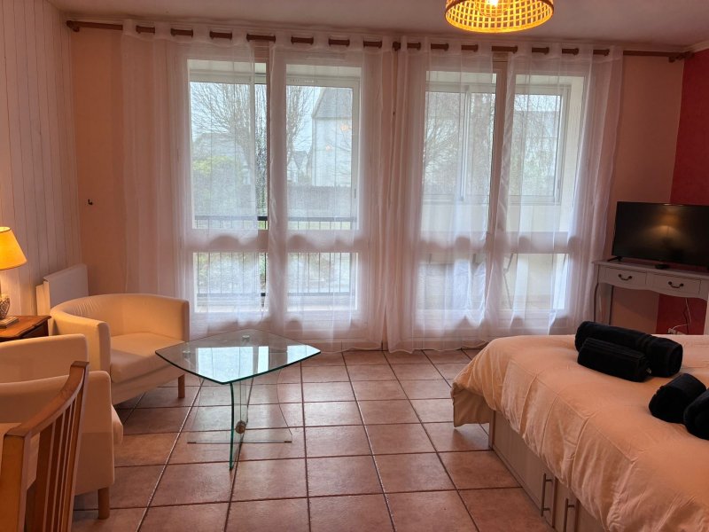 Studio idéal pour deux à de pas du centre 