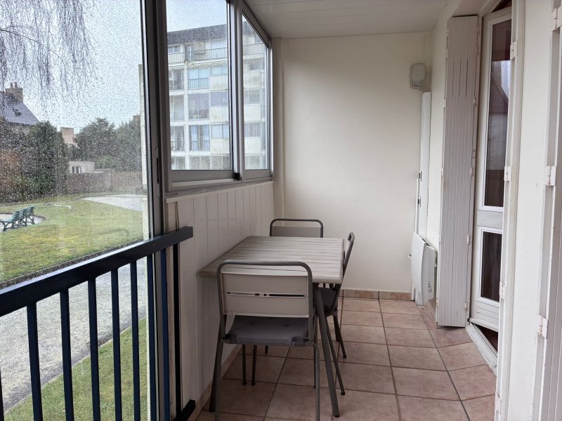 Studio idéal pour deux à de pas du centre 