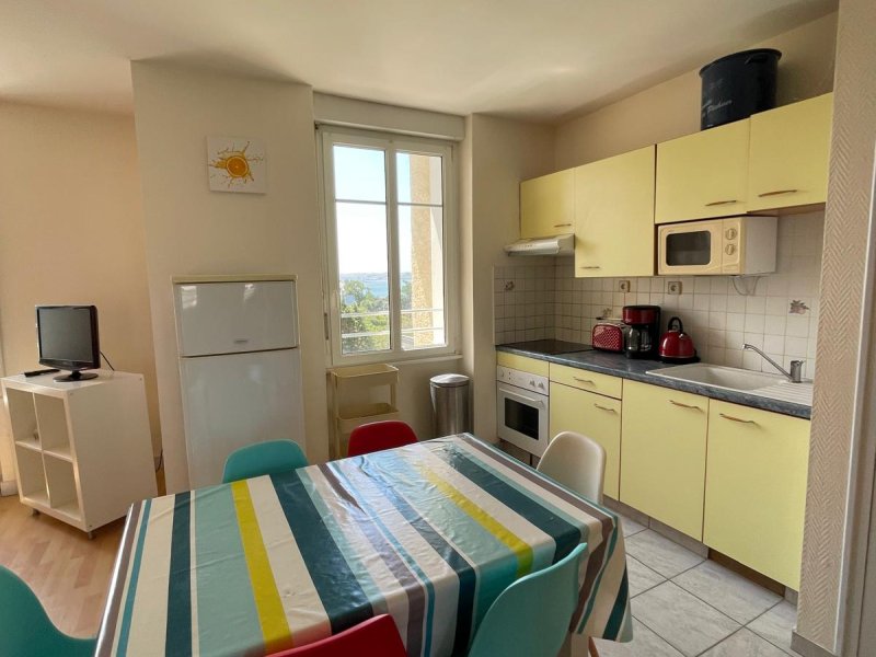 Appartement 6 pers vue mer, a 100 m de la plage