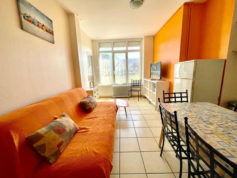 Appartement 6 pers sans vue mer, 100m de la plage 