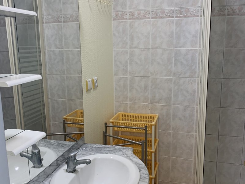 Appartement 6 pers vue mer, a 100 m de la plage